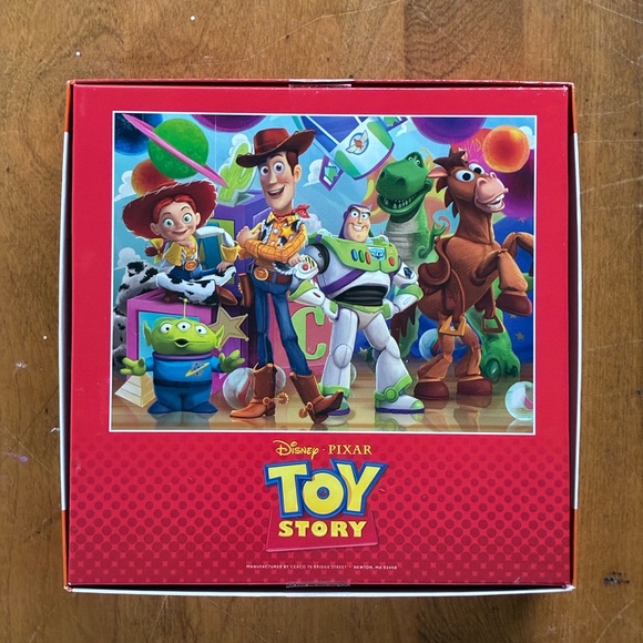 Toy Story 300-Piece Puzzle - Picture 7 of 7